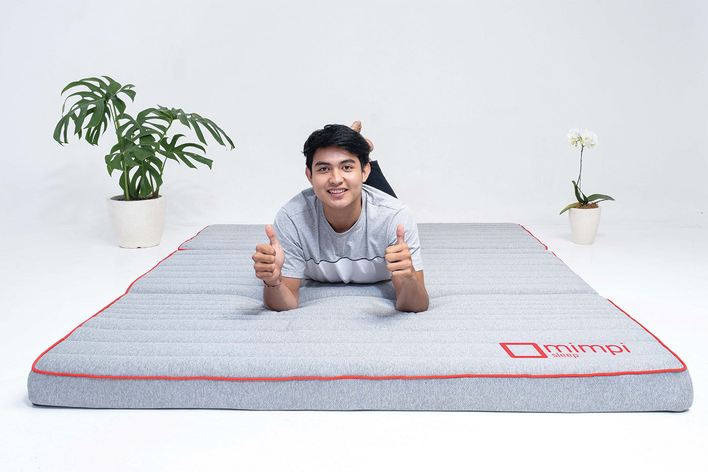 Tri fold deals sleeping mattress